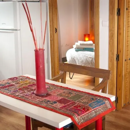 Golondrinas De La Alhambra *