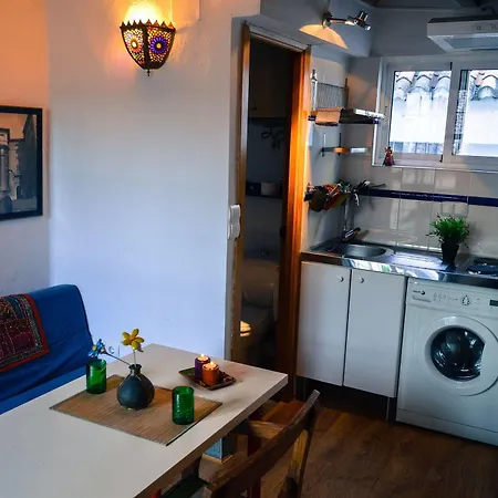 Golondrinas De La Alhambra *